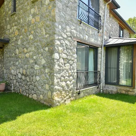 Yaba 1 Villa
